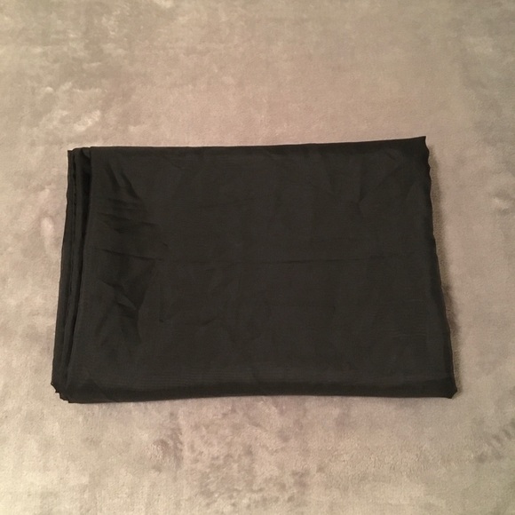 Window Scarf - Picture 2 of 4